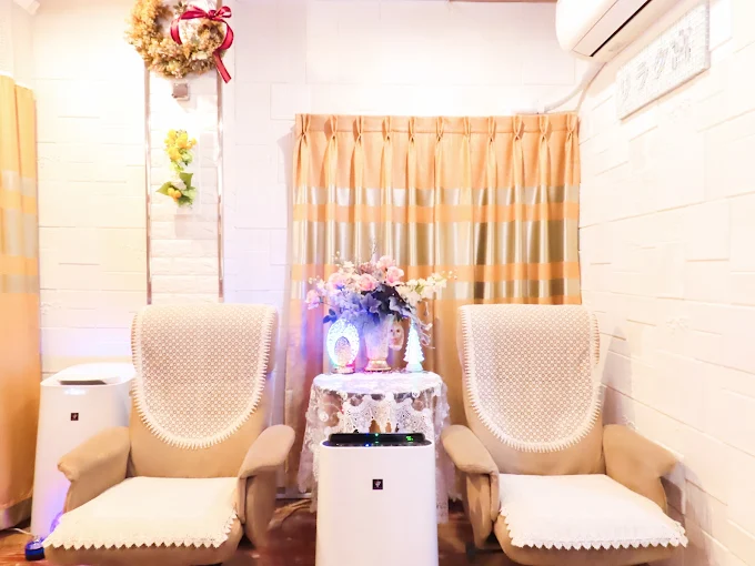 Salon interior